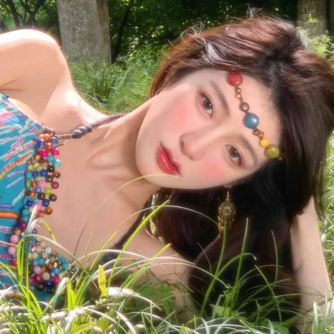 云边有个小卖部